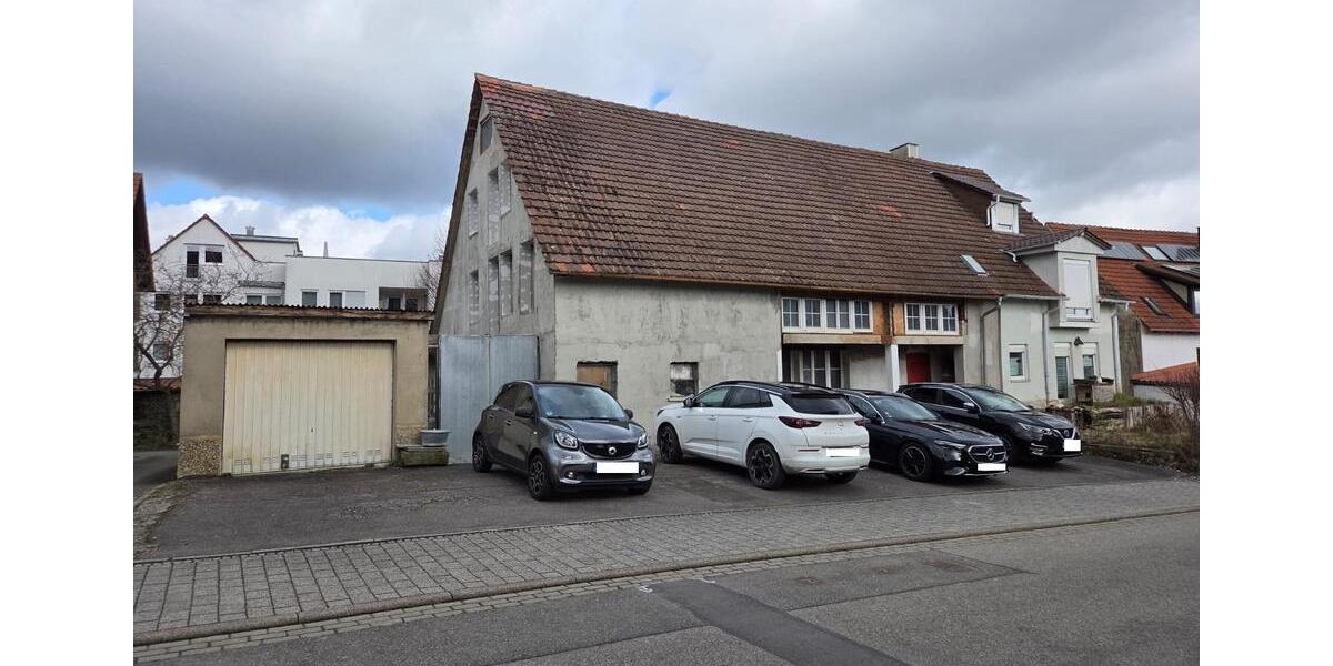 Reihenhaus Deckenpfronn - 7 Zimmer, 210 m&sup2;, 175.000&euro; | Angebot:25650202