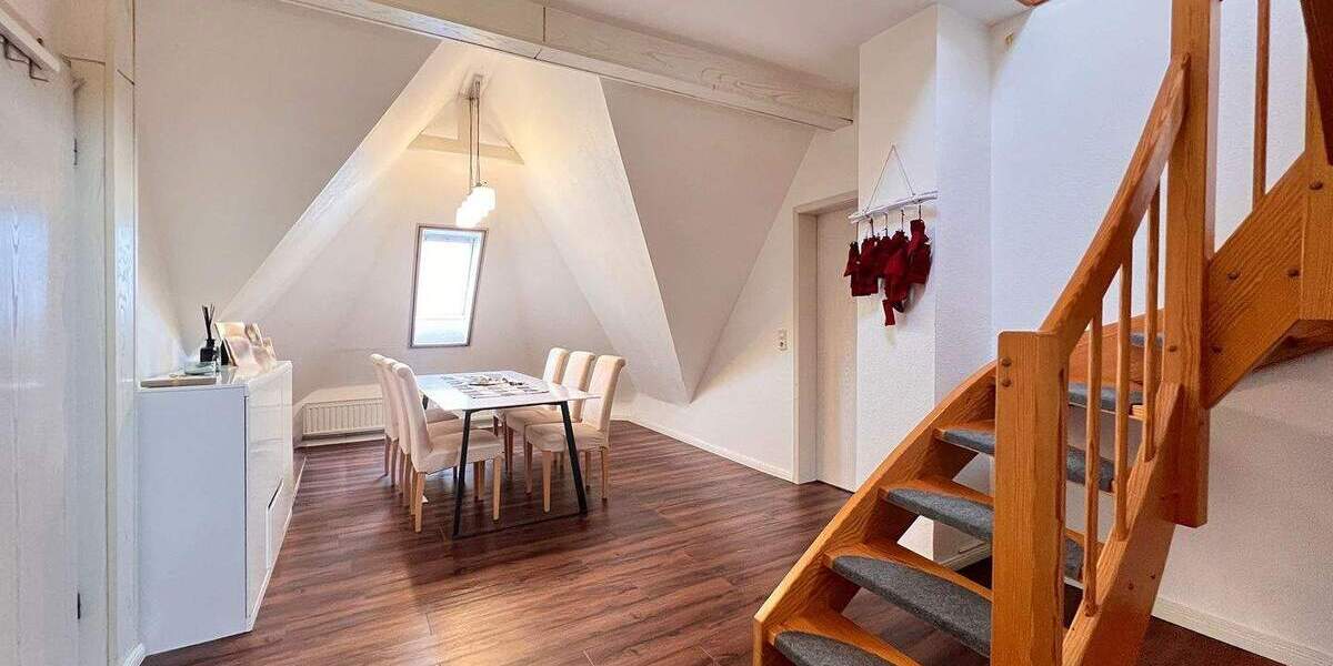 Mehrfamilienhaus, Wohnhaus Ludwigsburg Süd - 9 Zimmer, 283 m&sup2;, 1.175.000&euro; | Angebot:24647734