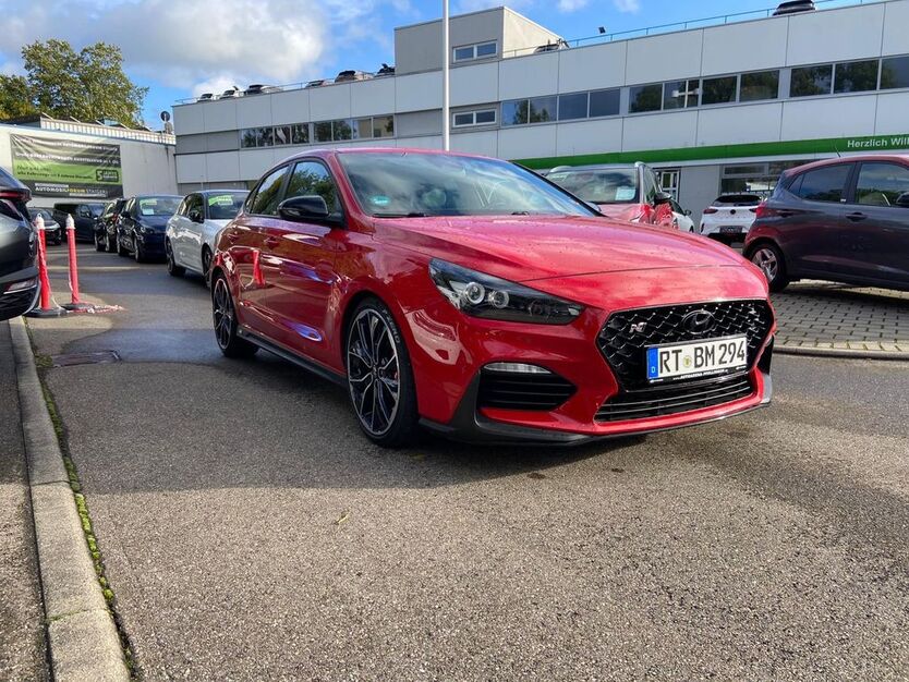 Hyundai i30 97.875 km 19.690 € Reutlingen 72764