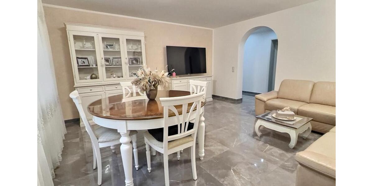 Erdgeschoßwohnung Markgröningen - 4 Zimmer, 99 m&sup2;, 480.000&euro; | Angebot:26322614