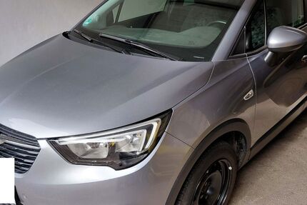 Opel Crossland (X) 30.050 km 11.400 &euro; Fellbach 70734