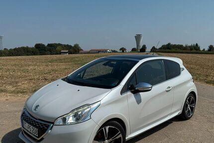 Peugeot 208 77.200 km 10.900 € Walddorfhäslach 72141