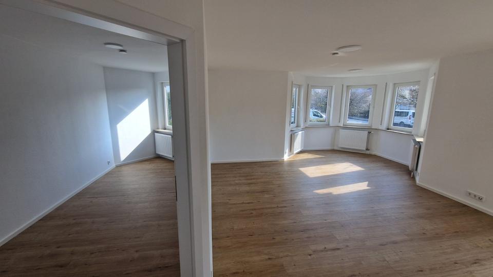 Hochparterre Metzingen - 3 Zimmer, 78 m&sup2;, 1.300&euro; | Angebot:25844597