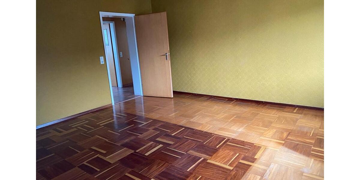 Etagenwohnung Metzingen - 4 Zimmer, 90 m&sup2;, 810&euro; | Angebot:24826963