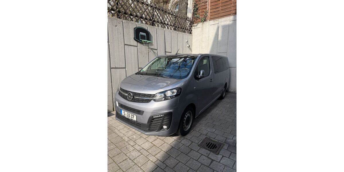 Opel Vivaro 182.577 km 16.800 &euro; Stuttgart 70329
