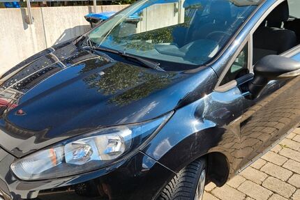 Ford Fiesta 95.000 km 5.600 &euro; Ammerbuch 72119