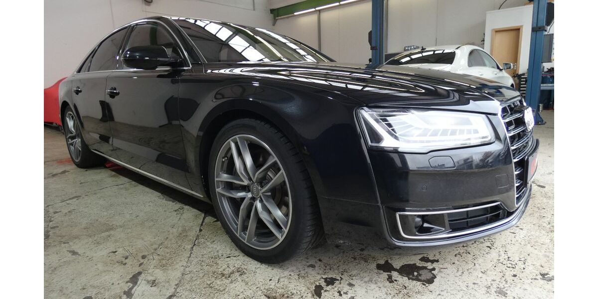 Audi A8 121.000 km 30.899 &euro; Metzingen 72555