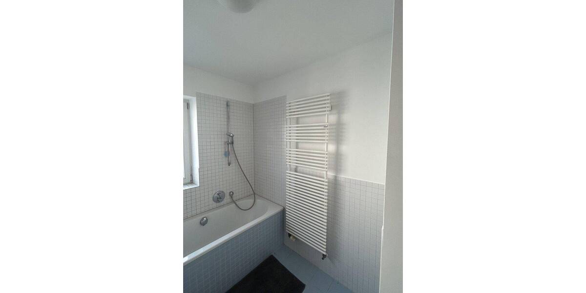 Etagenwohnung Stuttgart West - 2 Zimmer, 72 m&sup2;, 1.300&euro; | Angebot:26862385