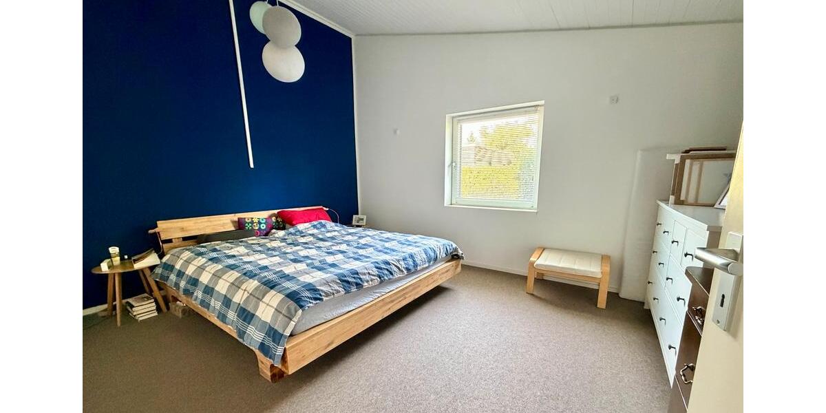 Einfamilienhaus Leonberg - 5 Zimmer, 165 m&sup2;, 2.700&euro; | Angebot:27617746