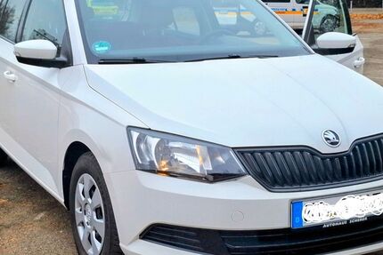 Skoda Fabia 87.000 km 7.450 &euro; Reutlingen 72764