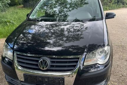 VW Touran 124.000 km 2.800 &euro; Reutlingen 72764