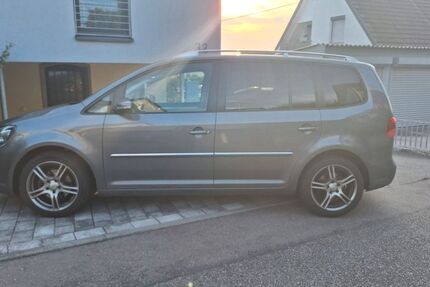 VW Touran 143.000 km 8.999 &euro; Remseck 71686