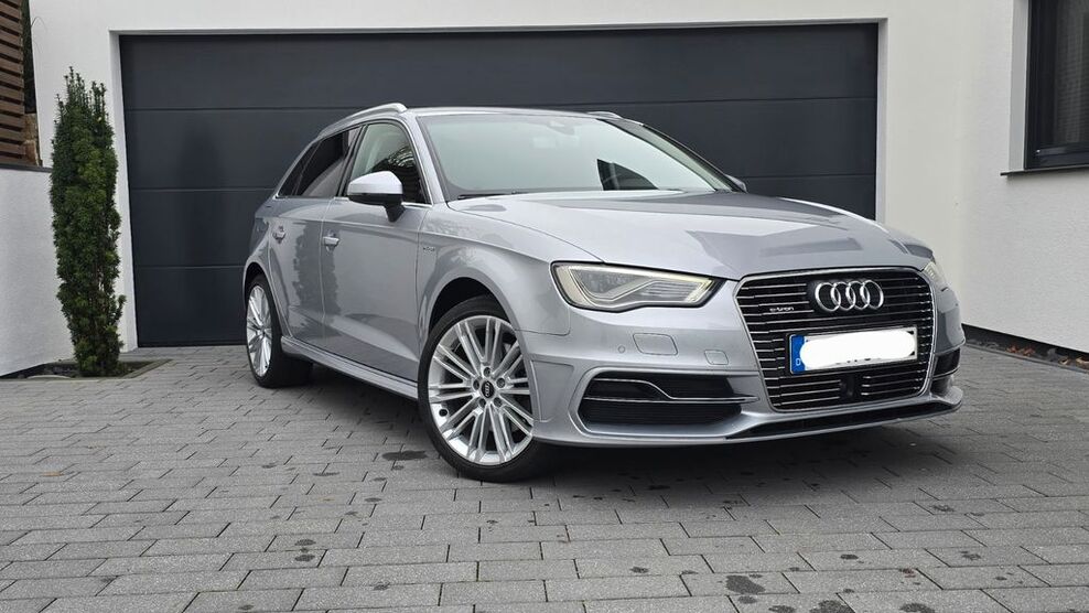 Audi A3 129.000 km 17.899 € Wiernsheim 75446