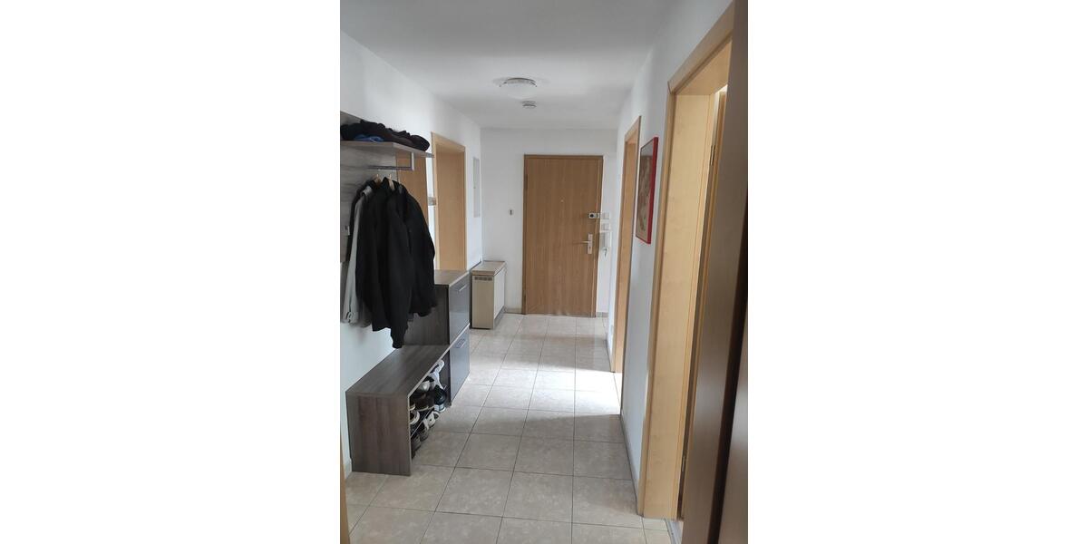 Etagenwohnung Leonberg - 3 Zimmer, 65 m&sup2;, 890&euro; | Angebot:25351926