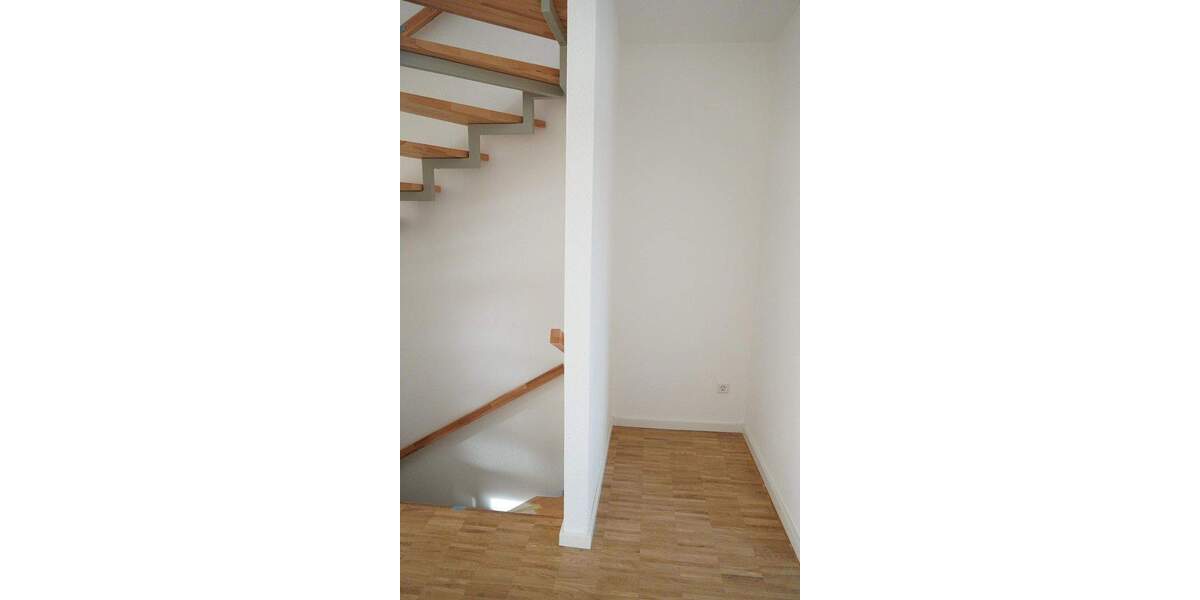 Reihenmittelhaus Pforzheim Würm - 5 Zimmer, 132 m&sup2;, 1.499&euro; | Angebot:24736515