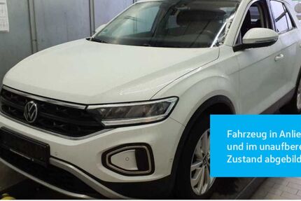 VW T-Roc 41.163 km 25.930 &euro; Stuttgart-Wangen 70188