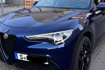 Alfa Romeo Stelvio 85.000 km 25.999 € Stuttgart 70191