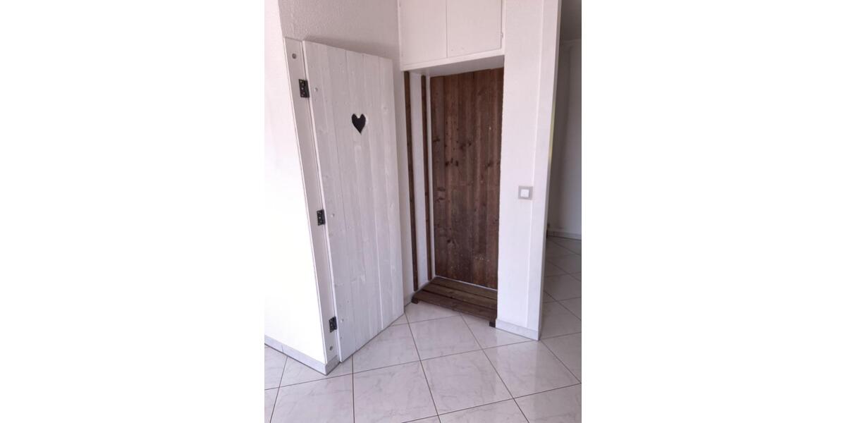 Reihenhaus Tamm - 6 Zimmer, 117 m&sup2;, 1.600&euro; | Angebot:27619017