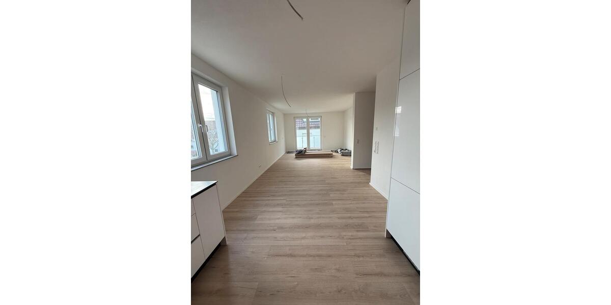 Etagenwohnung Calw - 3.5 Zimmer, 90 m&sup2;, 1.350&euro; | Angebot:25407146