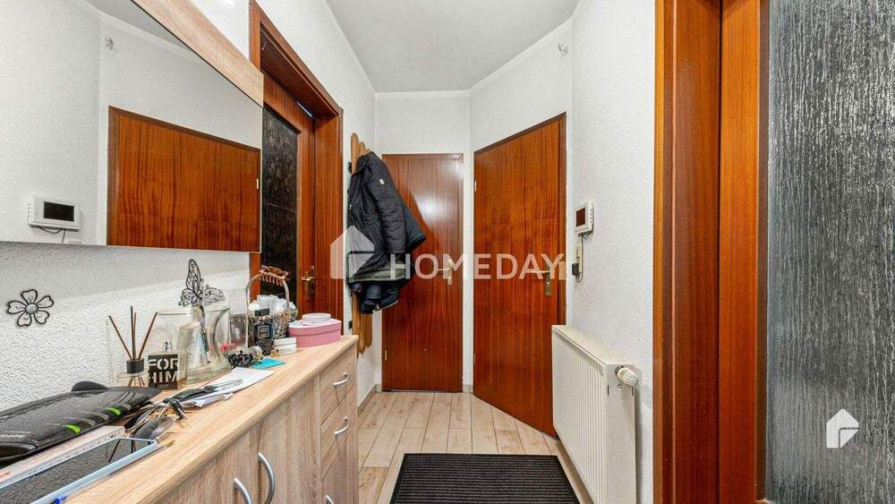 Mehrfamilienhaus, Wohnhaus Fellbach Schmiden - 9 Zimmer, 160 m&sup2;, 770.000&euro; | Angebot:24608634