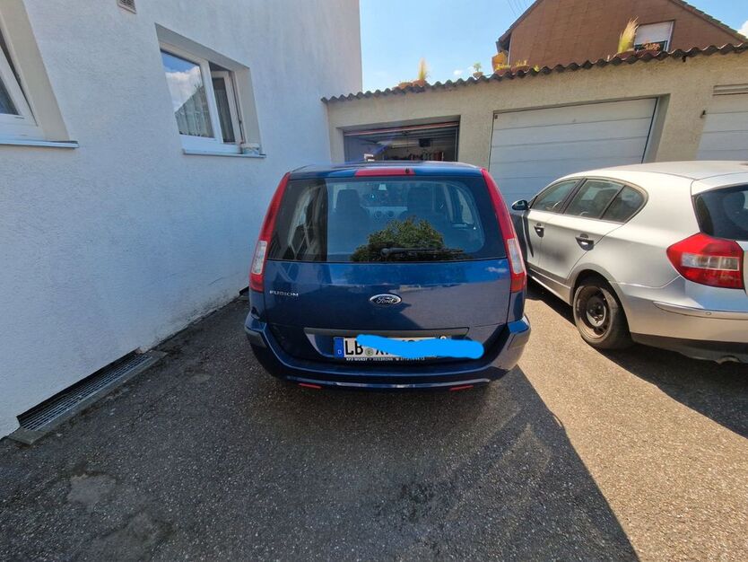 Ford Fusion 180.000 km 1.850 € Sachsenheim 74342