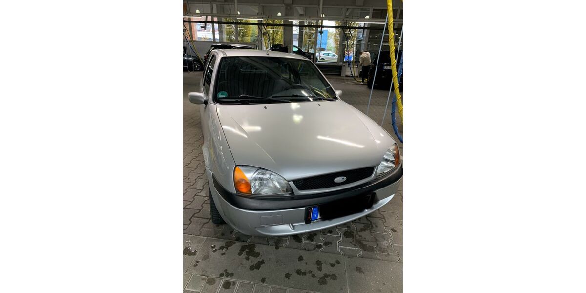 Ford Fiesta 88.000 km 1.700 &euro; Waiblingen 71334