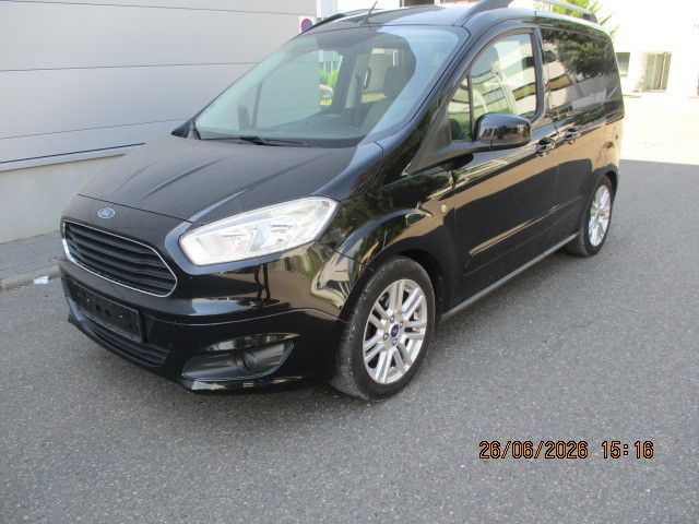 Ford Tourneo Courier 129.015 km 4.750 &euro; Stuttgart 70597