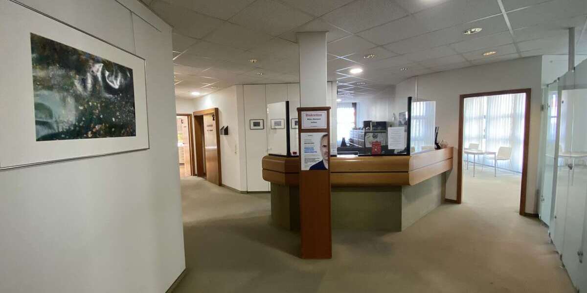 Büro in Reutlingen 2.950 € 220 m² zimmer
