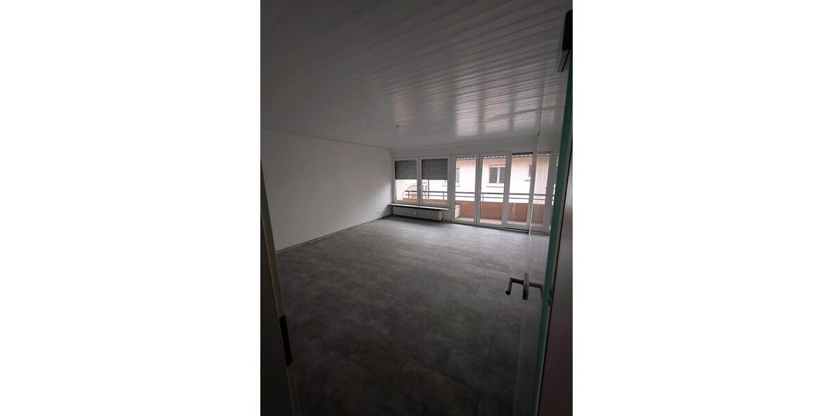 Etagenwohnung Weil der Stadt - 3 Zimmer, 79 m&sup2;, 1.280&euro; | Angebot:26477332