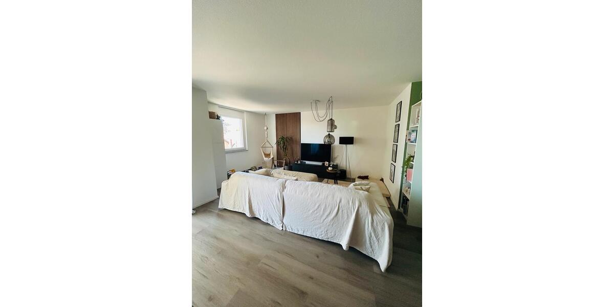 Etagenwohnung Sindelfingen - 3 Zimmer, 92 m&sup2;, 1.480&euro; | Angebot:26395515