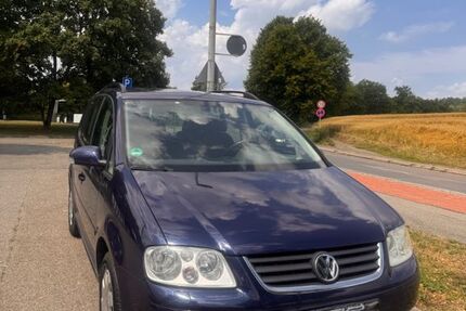VW Touran 221.000 km 2.199 &euro; Esslingen 73732