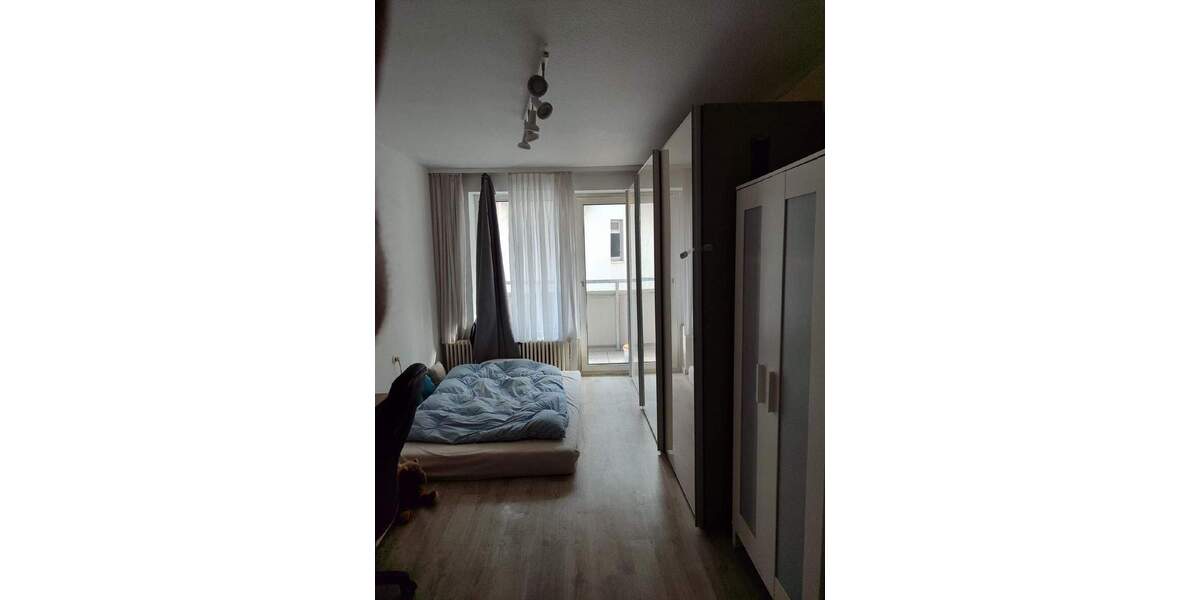 Etagenwohnung Stuttgart Ost - 3 Zimmer, 72 m&sup2;, 900&euro; | Angebot:24835136