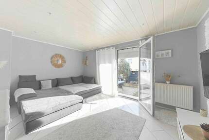 Haus zum Kaufen in Reutlingen 219.000 € 63 m² 5 zimmer