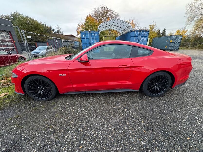 Ford Mustang 73.500 km 40.000 € Reutlingen 72766
