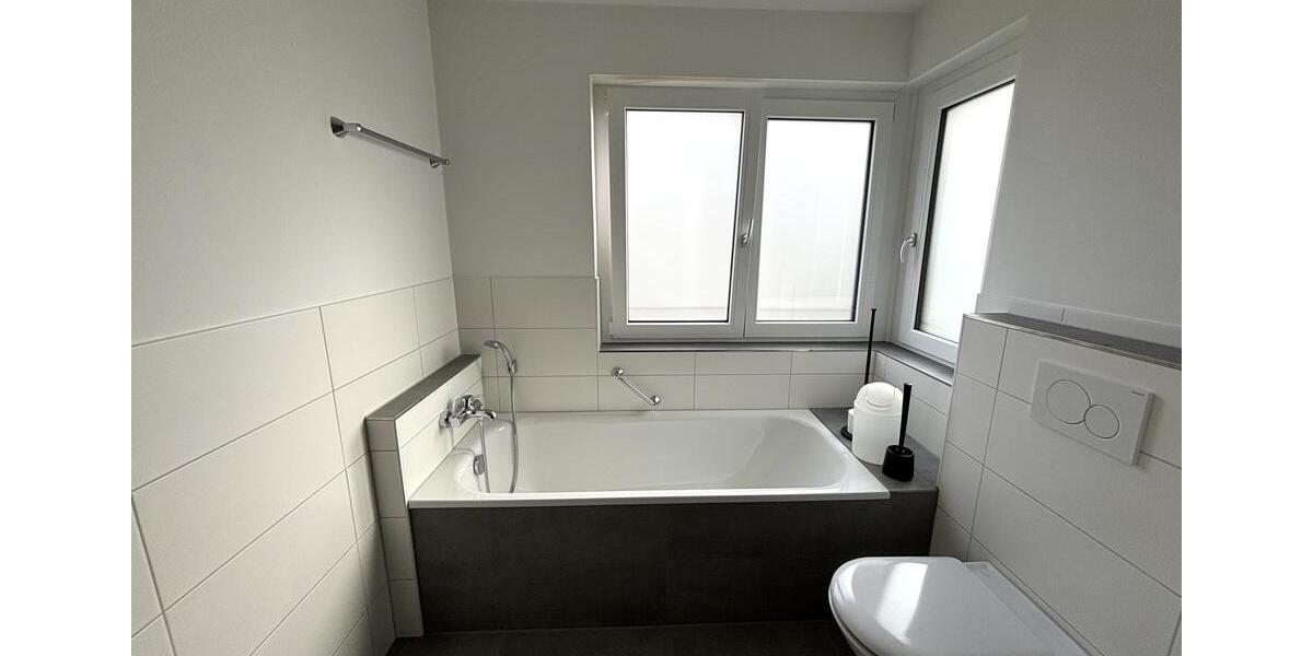 Etagenwohnung Fellbach Oeffingen - 3.5 Zimmer, 72 m&sup2;, 1.300&euro; | Angebot:25362237