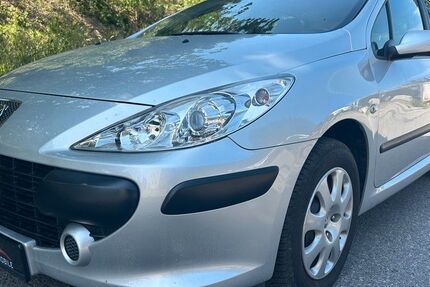 Peugeot 307 88.000 km 3.799 € Altensteig 72213