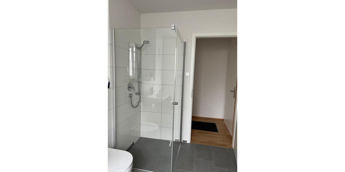 Etagenwohnung Herrenberg - 3 Zimmer, 82 m&sup2;, 1.300&euro; | Angebot:25354036