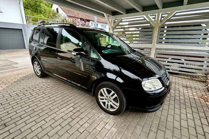 VW Touran 299.850 km 3.000 &euro; Aidlingen 71134