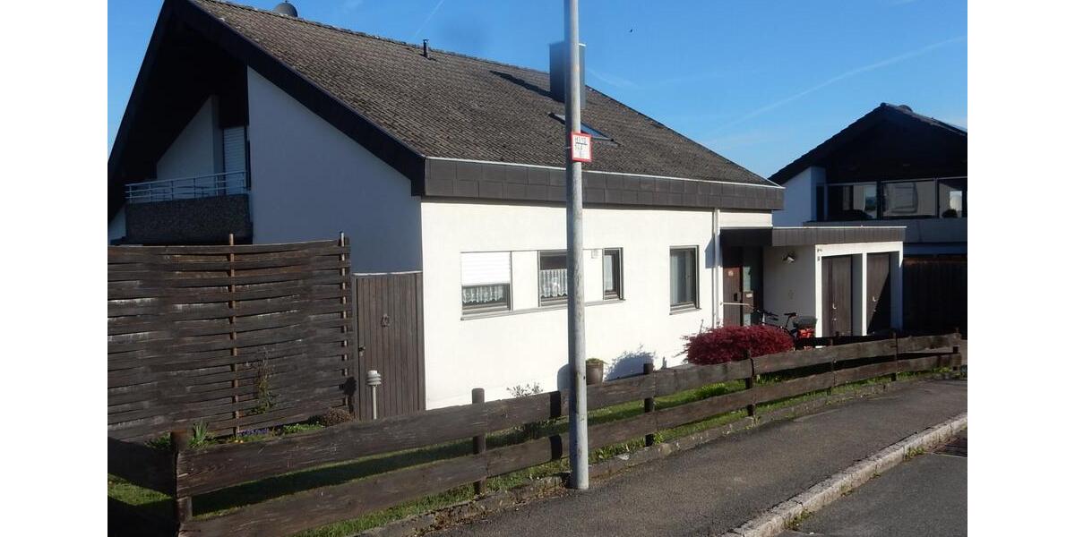Einfamilienhaus Reutlingen Reutlingen-Betzingen - 7 Zimmer, 170 m&sup2;, 585.000&euro; | Angebot:26210688