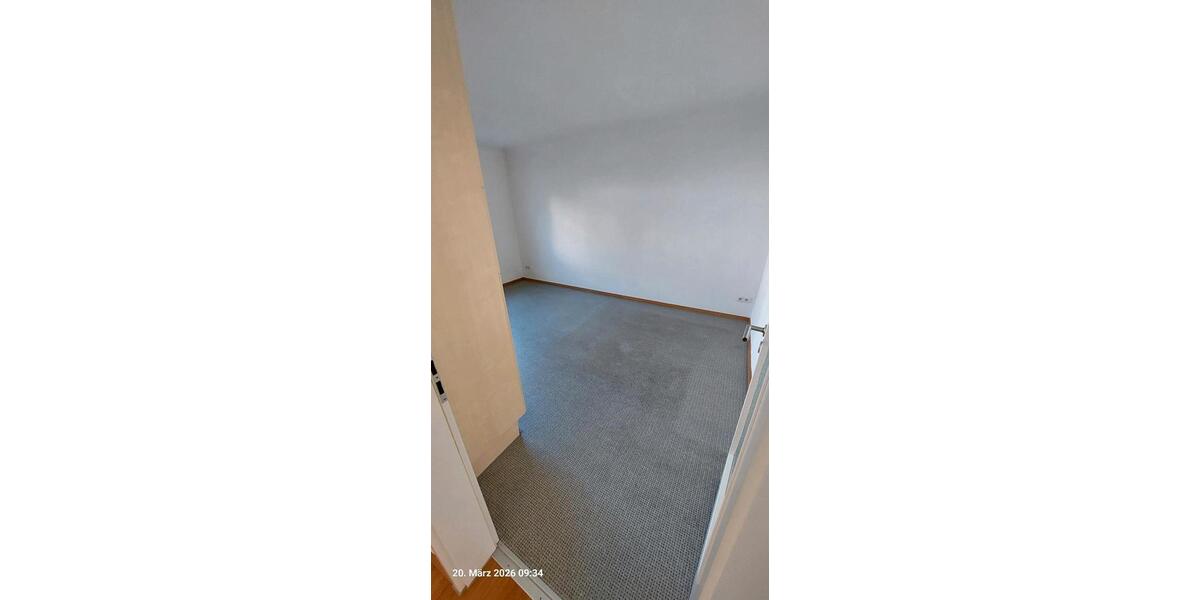 Dachgeschoßwohnung Stuttgart Stuttgart-Ost - 2 Zimmer, 64 m&sup2;, 870&euro; | Angebot:25831256