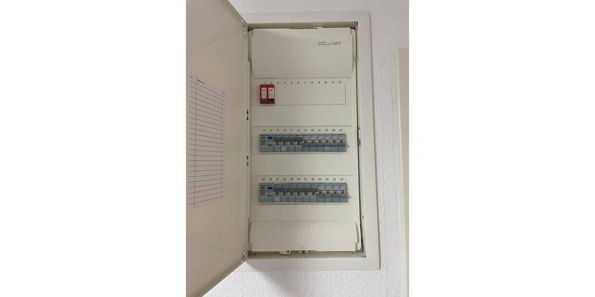 Etagenwohnung Sindelfingen Eichholz - 1 Zimmer, 34 m&sup2;, 175.000&euro; | Angebot:27017132
