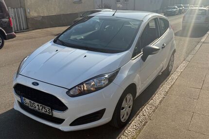 Ford Fiesta 157.900 km 3.599 &euro; Stuttgart 70435