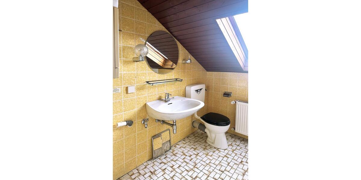 Mehrfamilienhaus, Wohnhaus Pforzheim Eutingen - 11 Zimmer, 268 m&sup2;, 599.000&euro; | Angebot:26539430