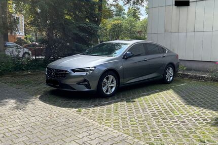 Opel Insignia 74.000 km 21.990 &euro; Böblingen 71032