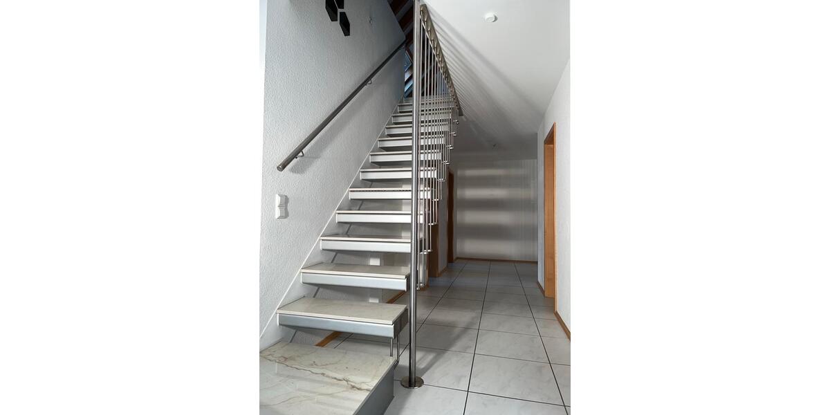 Maisonettenwohnung Wildberg - 4 Zimmer, 125 m&sup2;, 1.500&euro; | Angebot:25354015