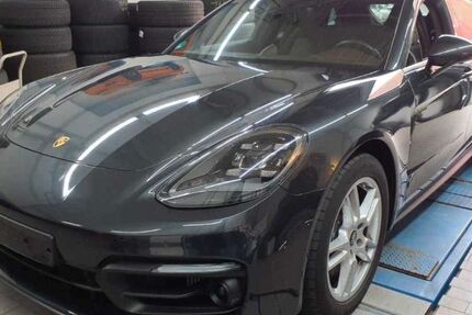 Porsche Panamera 57.562 km 77.800 € Gerlingen 70839