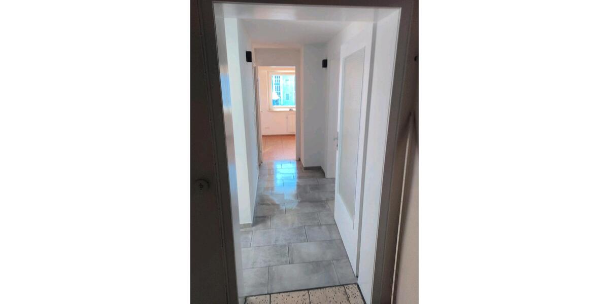 Dachgeschoßwohnung Esslingen am Neckar Pliensauvorstadt - 2 Zimmer, 44 m&sup2;, 840&euro; | Angebot:26208120