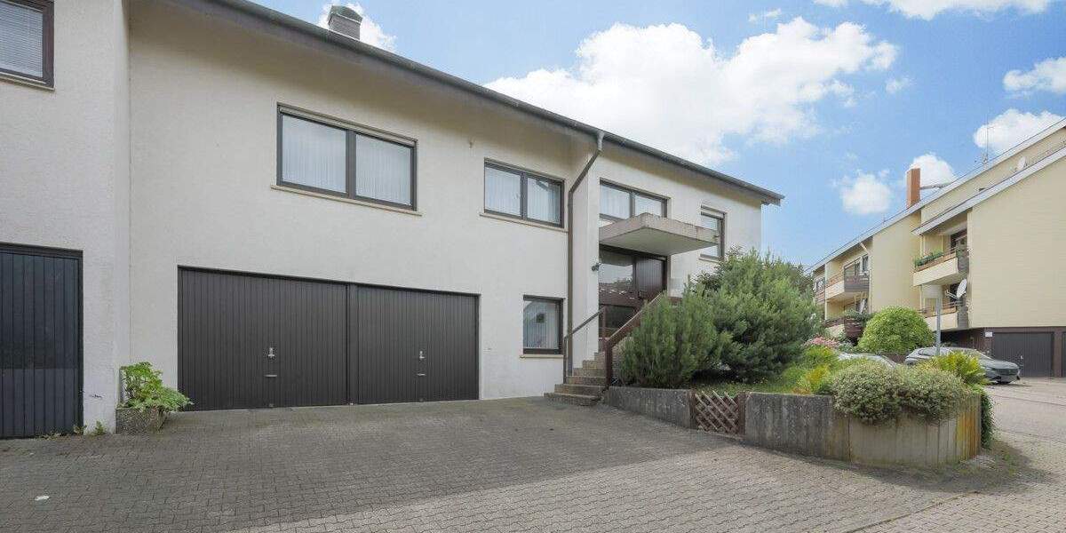 Mehrfamilienhaus, Wohnhaus Pforzheim / Büchenbronn Büchenbronn - 7 Zimmer, 218 m&sup2;, 630.000&euro; | Angebot:24906963