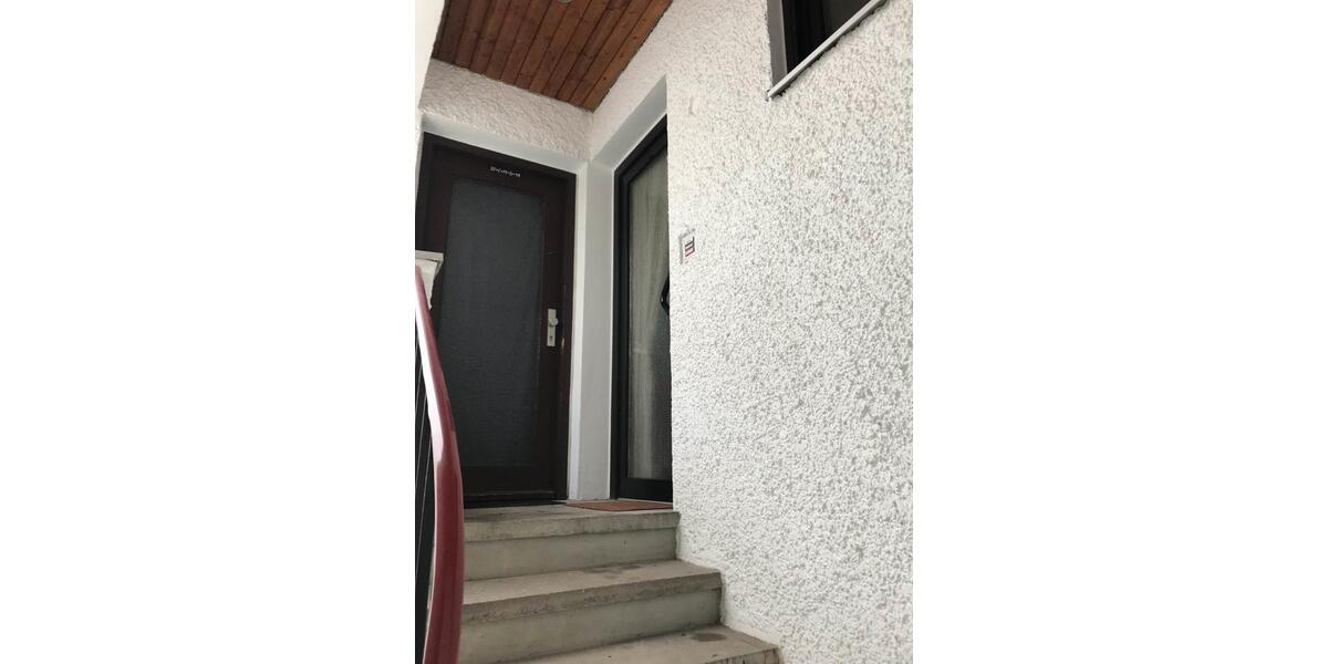 Etagenwohnung Fellbach Oeffingen - 1 Zimmer, 27 m&sup2;, 550&euro; | Angebot:26423384