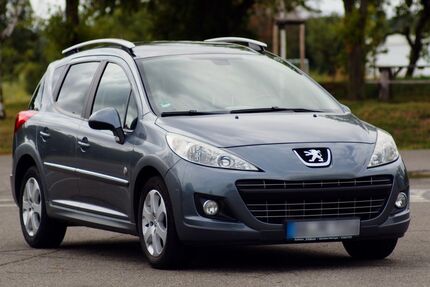 Peugeot 207 164.693 km 3.290 &euro; Gärtringen 71116